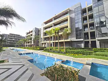 للبيع في كمبوند الباتيو أورو - لافيستا، كمبوند بالتجمع الخامس، 200 متر