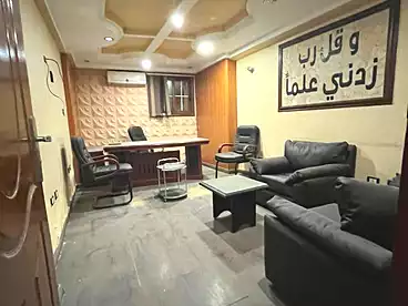إداري للإيجار في سيدي بشر، الاسكندرية، 90 متر