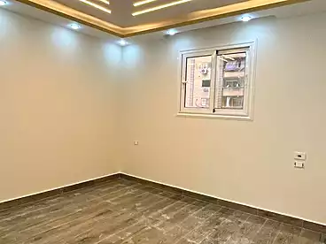شقق للبيع في اللبيني، الهرم، 150 متر