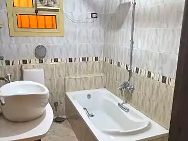 Apartments For sale in Ahmed Esmat St., Ain Shams, 170 sqm