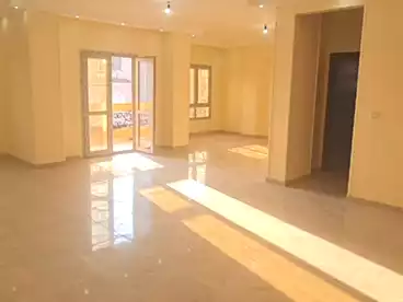 شقق للإيجار في حي 2000 قطعة، التوسعات الشمالية، 255 متر