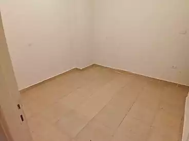 شقق للإيجار في شارع جمال عبد الناصر، العصافرة، 90 متر