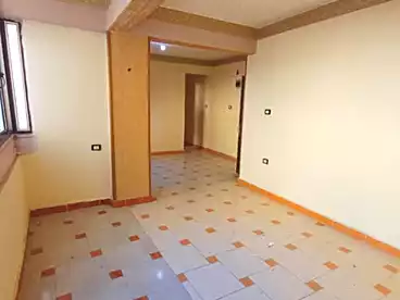 شقق للبيع في شارع الحنفية، البيطاش، 100 متر