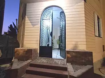 شقق للبيع في شارع 19، الحي الخامس، 200 متر