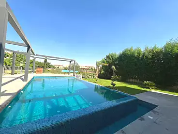 Duplex with Garden For sale in Trio Gardens Compound - M Squared, Compounds in New Cairo, 300 sqm