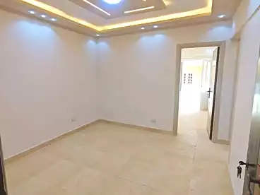 شقق للبيع في شارع حسني مبارك، أبو يوسف، 80 متر