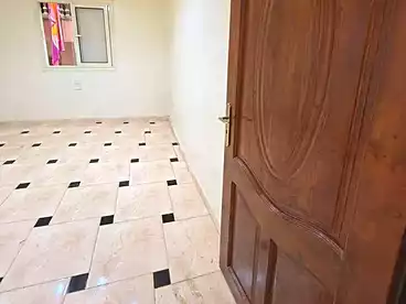 شقق للإيجار في شارع 27، النزهة 2، 160 متر