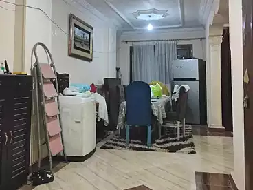 شقق للبيع في شارع الخمسين، النزهة 2، 100 متر