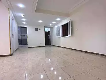 شقق للبيع في شارع منصور، منشية عين حلوان، 140 متر