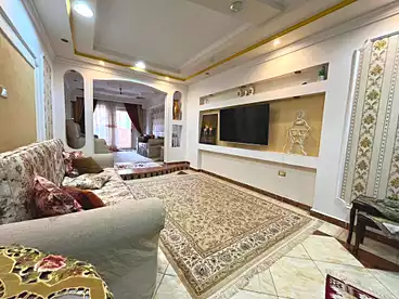 شقق للبيع في شارع الجلاء، فيكتوريا، 210 متر