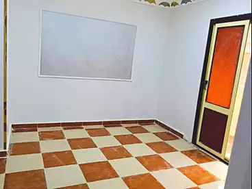 شقق للبيع في الكيلو 21، العجمي، 90 متر