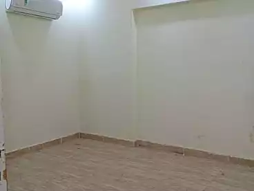 عقارات للبيع في شارع الحي، البيطاش، 100 متر