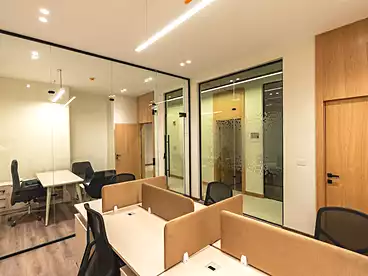 Offices For rent in Northern 90th St., 90th Street, 40 sqm