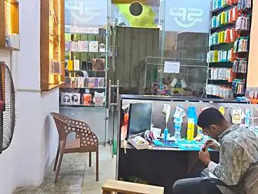 Shops For sale in El Eshrein St, Faisal, 28 sqm