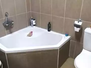 Apartments For sale in Gamal Abd El Naser St., Gisr Al Suez, 135 sqm