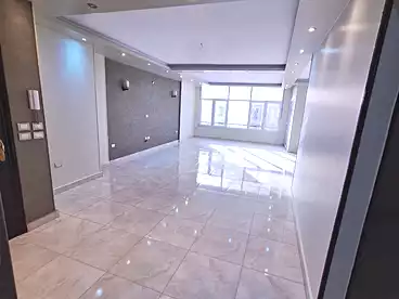 عقارات للإيجار في كمبوند دارنا - ام سكويرد، كمبوند بالمعادي، 200 متر