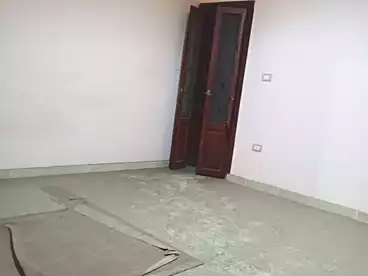 شقق للبيع في شارع القاعدة، البيطاش، 150 متر