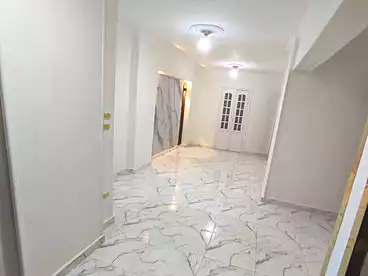 شقق للبيع في البيطاش، العجمي، 90 متر