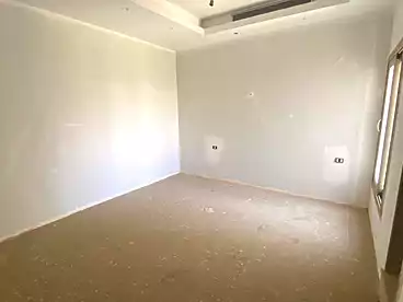 Penthouse For sale in Galleria Moon Valley Compound - Arabia, Compounds in New Cairo, 166 sqm