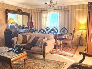 عقارات للبيع في شارع محمد فؤاد جلال، كامب شيزار، 150 متر