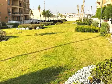 Apartments For sale in El Khamayel, Compounds in Sheikh Zayed, 163 sqm