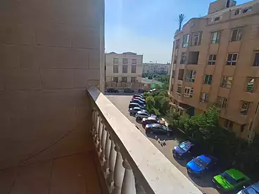إداري للإيجار في شارع رقم 1، الحي الرابع، 250 متر