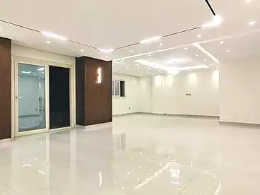 شقق للبيع في شارع مصطفى النحاس، مدينة نصر، 270 متر