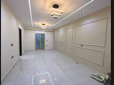 شقق للبيع في شارع الخمسين، النزهة 2، 160 متر