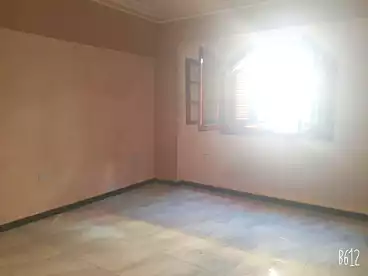 Apartments For rent in Street 17, Fifth Neighborhood, 180 sqm