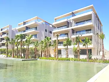 شقق للبيع في ليك فيو ريزيدنس 2 - الحاذق، كمبوند بالتجمع الخامس، 181 متر