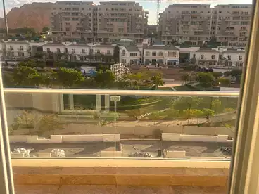 عقارات للبيع في اتش كيو 500 كومبلكس - مول هارت وورك، مول هارت وورك - كمبوند ماونتن فيو أي سيتي، 180 متر