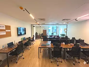 Administrative For rent in Hyde Park Business District, Compounds in New Cairo, 65 sqm