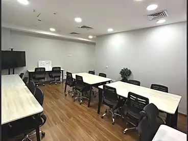 Co-working space For rent in Southern 90th St., 90th Street, 120 sqm