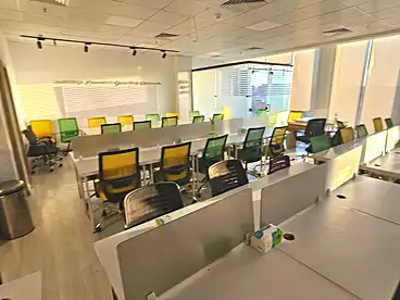 إداري للإيجار في مول ذا بوديوم - كمبوند كايرو فيستيفال سيتي، كمبوند كايرو فيستيفال سيتي - الفطيم، 96 متر