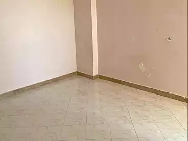 Apartments For sale in Kanal Al Mahmoudeya Al Bahri St, Moharram Bey, 120 sqm