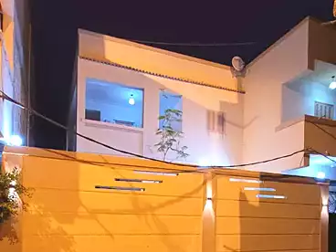 فلل للبيع في شارع الحنفية، البيطاش، 300 متر