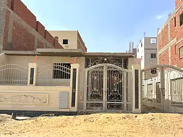 منزل / بيت للبيع في 15 مايو، القاهرة الكبرى، 276 متر