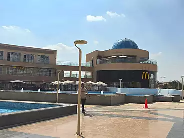 محلات للإيجار في أفينو مول - كمبوند هايد بارك، كمبوند هايد بارك، 266 متر