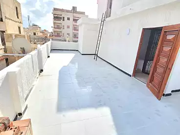 دوبلكس للبيع في شاطئ النخيل - ٦ اكتوبر، العجمي، 250 متر