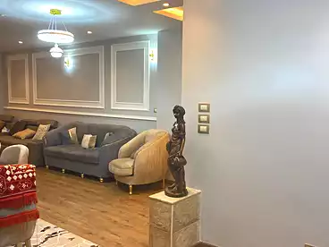 Apartment with Garden For rent in Mostafa Kamel St., Phase 4, 113 sqm