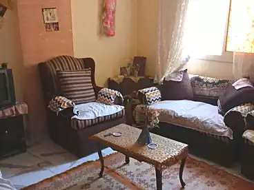 للبيع في شارع المنشية، الطوابق، 120 متر