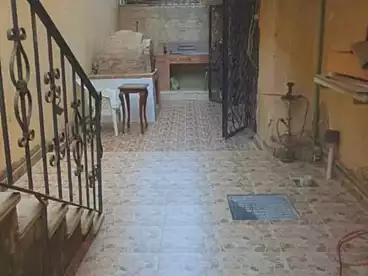 Other For sale in Ismael Yassin St., Neighbourhood 12 ,13, 215 sqm