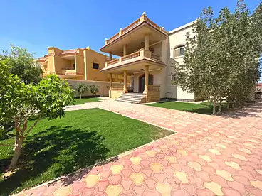 Duplex For rent in Northern 90th St., 90th Street, 700 sqm