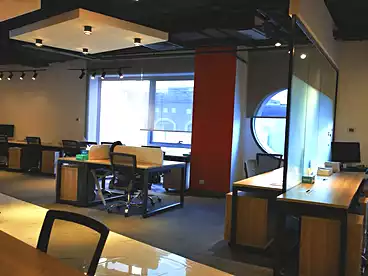Co-working space For rent in Northern 90th St., 90th Street, 1000 sqm