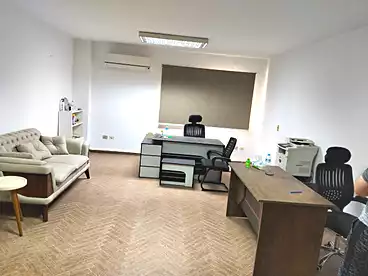 إداري للإيجار في شارع الخمسين، زهراء المعادي، 120 متر