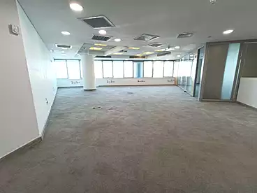 Co-working space For rent in Northern 90th St., 90th Street, 516 sqm
