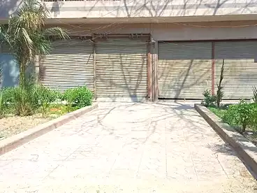Shops For rent in El-Malek El-Saleh, El Sahel, 350 sqm