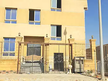 مصنع للبيع في المنطقة الصناعية، القاهرة الجديدة - التجمع الخامس، 400 متر