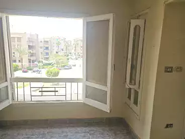 شقق للبيع في إسكان الشباب، العبور، 100 متر