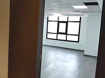 Offices For rent in Southern 90th St., 90th Street, 78 sqm